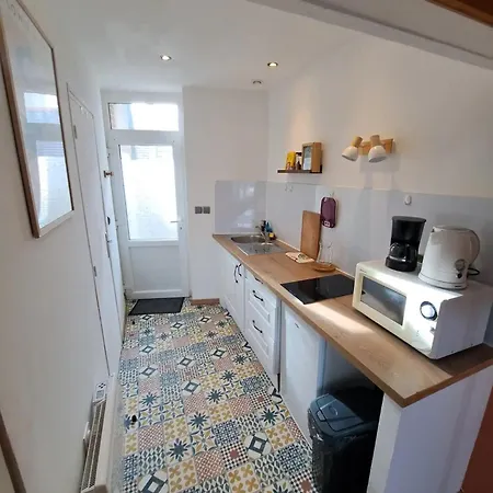 Gare Intra-muros Apartment